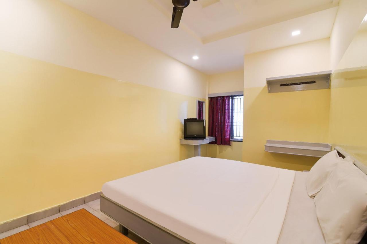 Spot On Karthik International Nellore Bagian luar foto